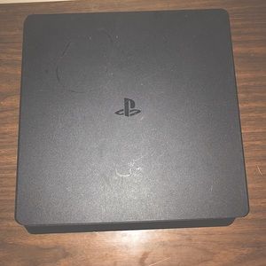 Black PS4 500 GB, USED